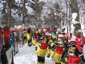 スキー・スノーボード　レンタル　蔵王　山形スワローレンタサービス　活動記録1